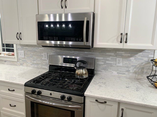 H Backsplash