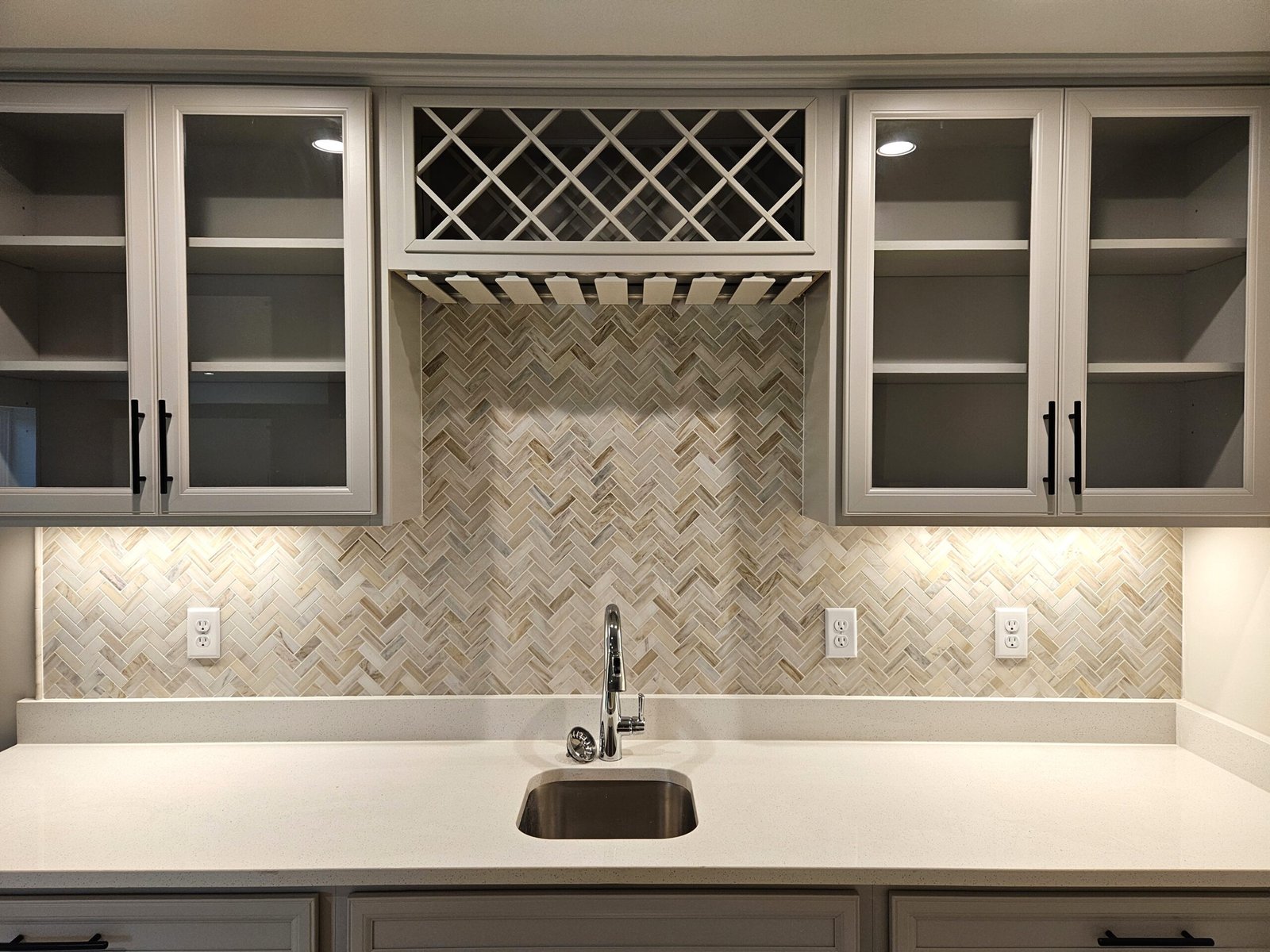 Haung Backsplash